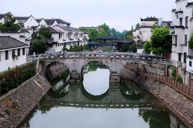 白宫里第一位能流利说中文的人